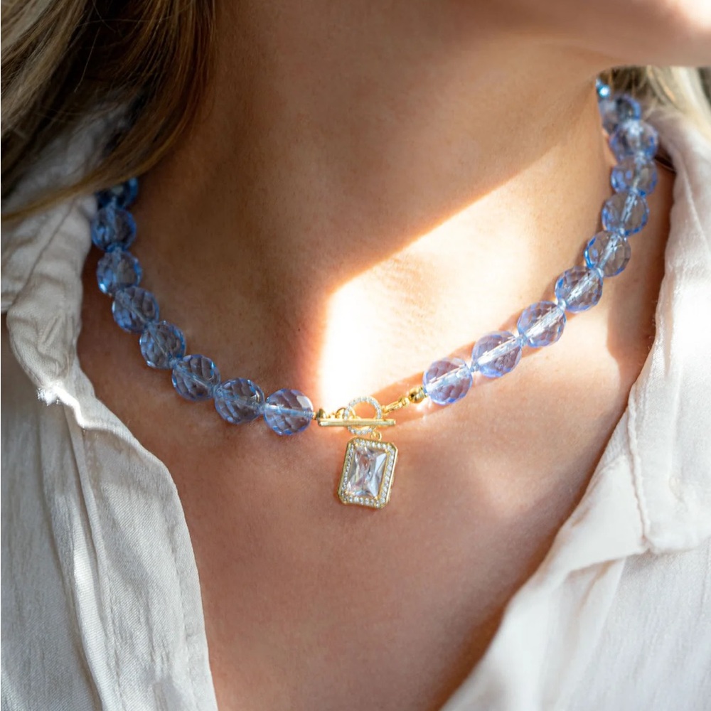 Saule- Leni Necklace in Sky Blue - Picture 2 of 2